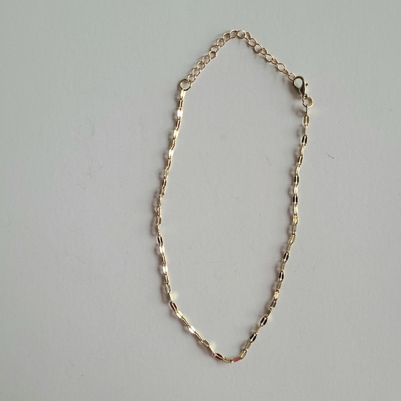 Dainty Gold Chain Link Necklace - Picture 4 of 6